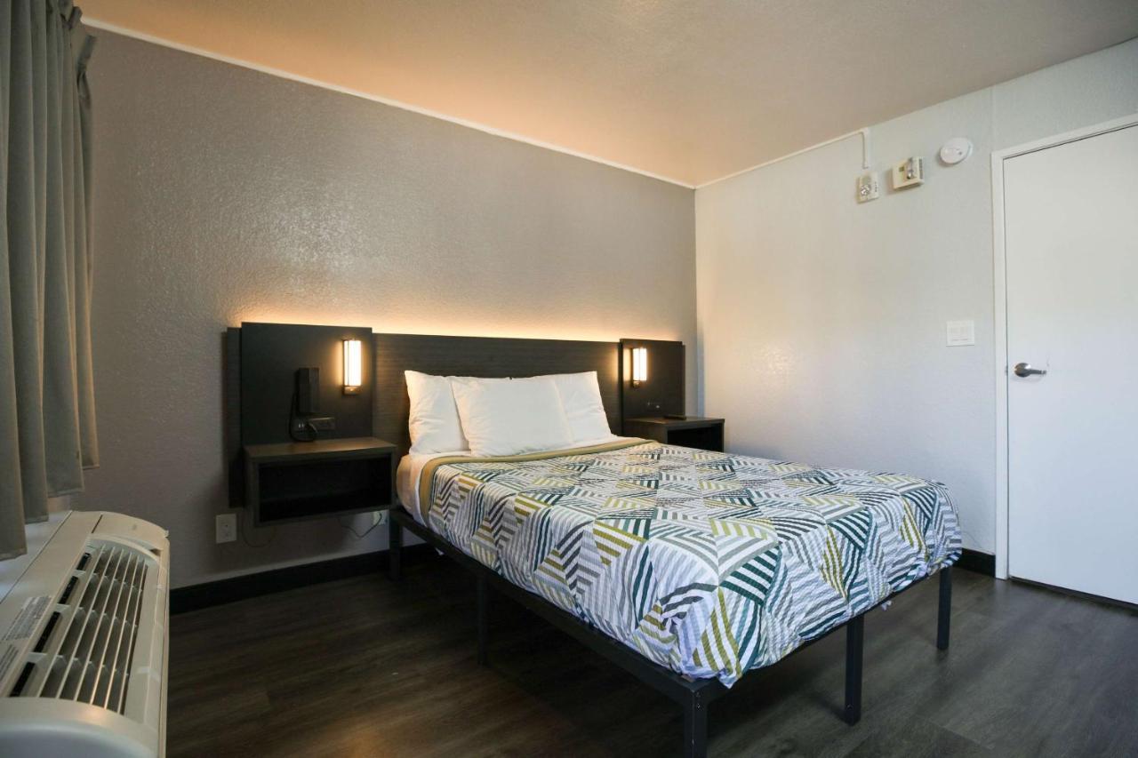 Motel 6-Sacramento, Ca - Central Buitenkant foto