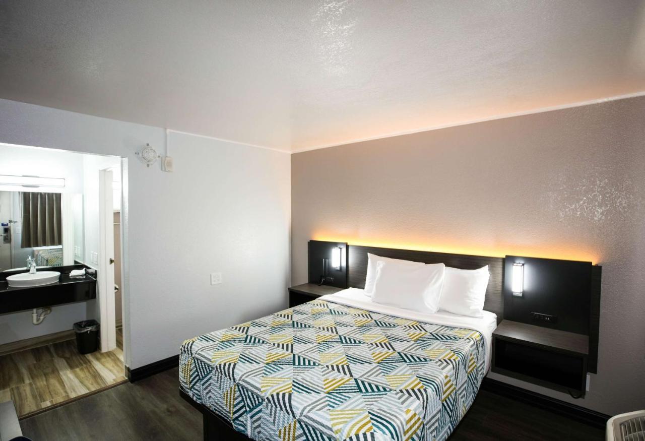Motel 6-Sacramento, Ca - Central Buitenkant foto