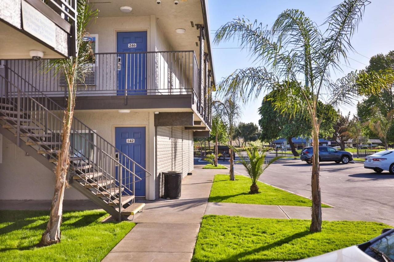 Motel 6-Sacramento, Ca - Central Buitenkant foto