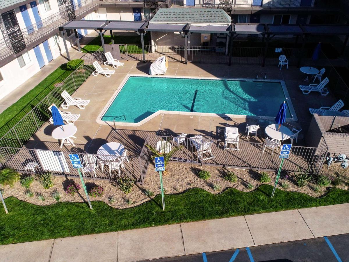 Motel 6-Sacramento, Ca - Central Buitenkant foto