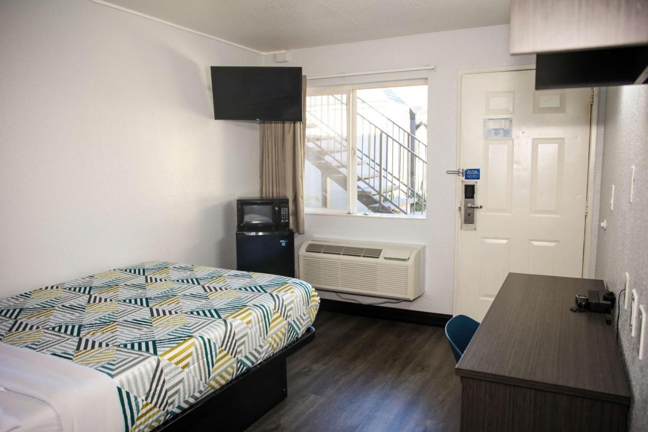 Motel 6-Sacramento, Ca - Central Buitenkant foto