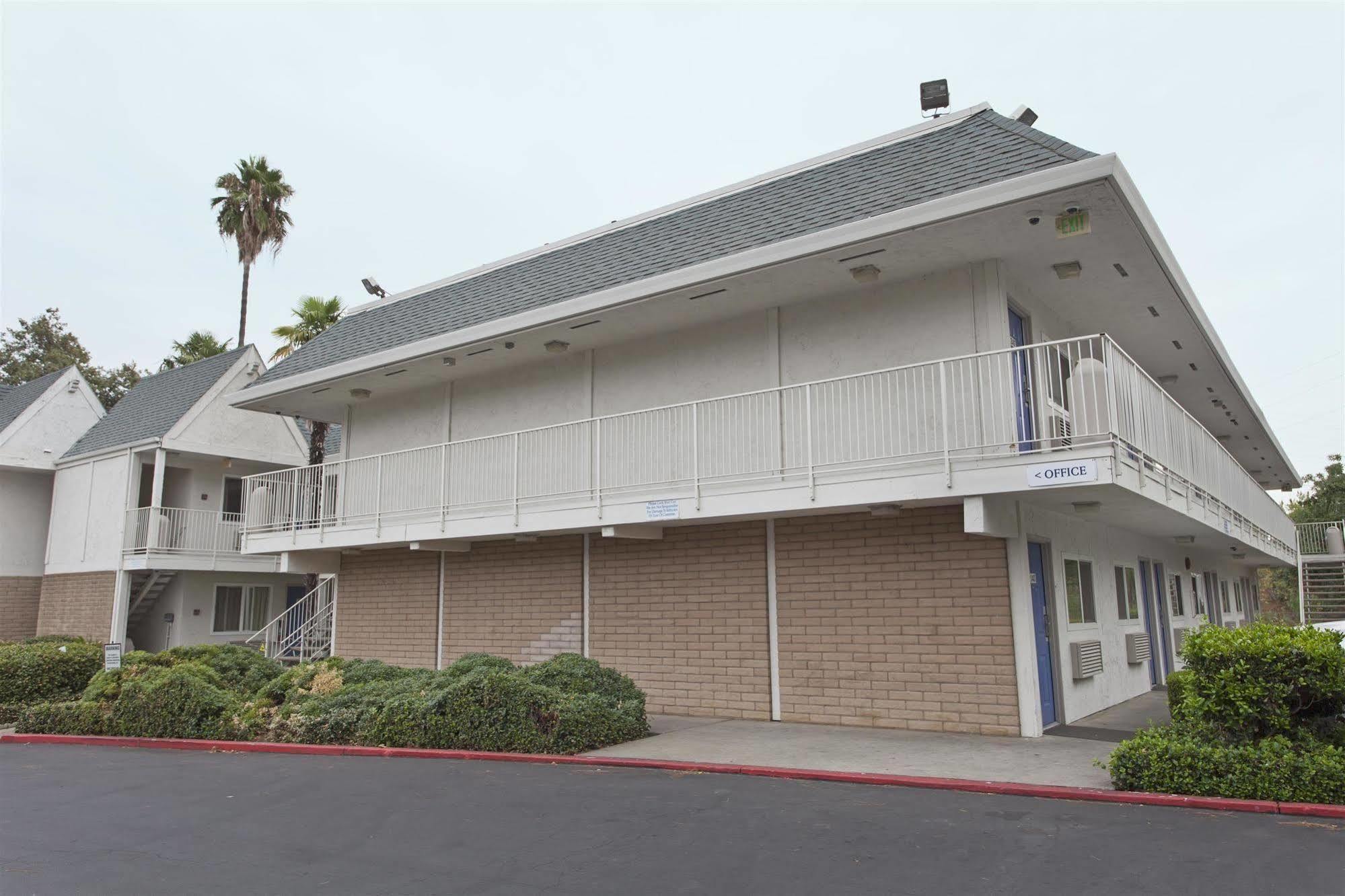 Motel 6-Sacramento, Ca - Central Buitenkant foto
