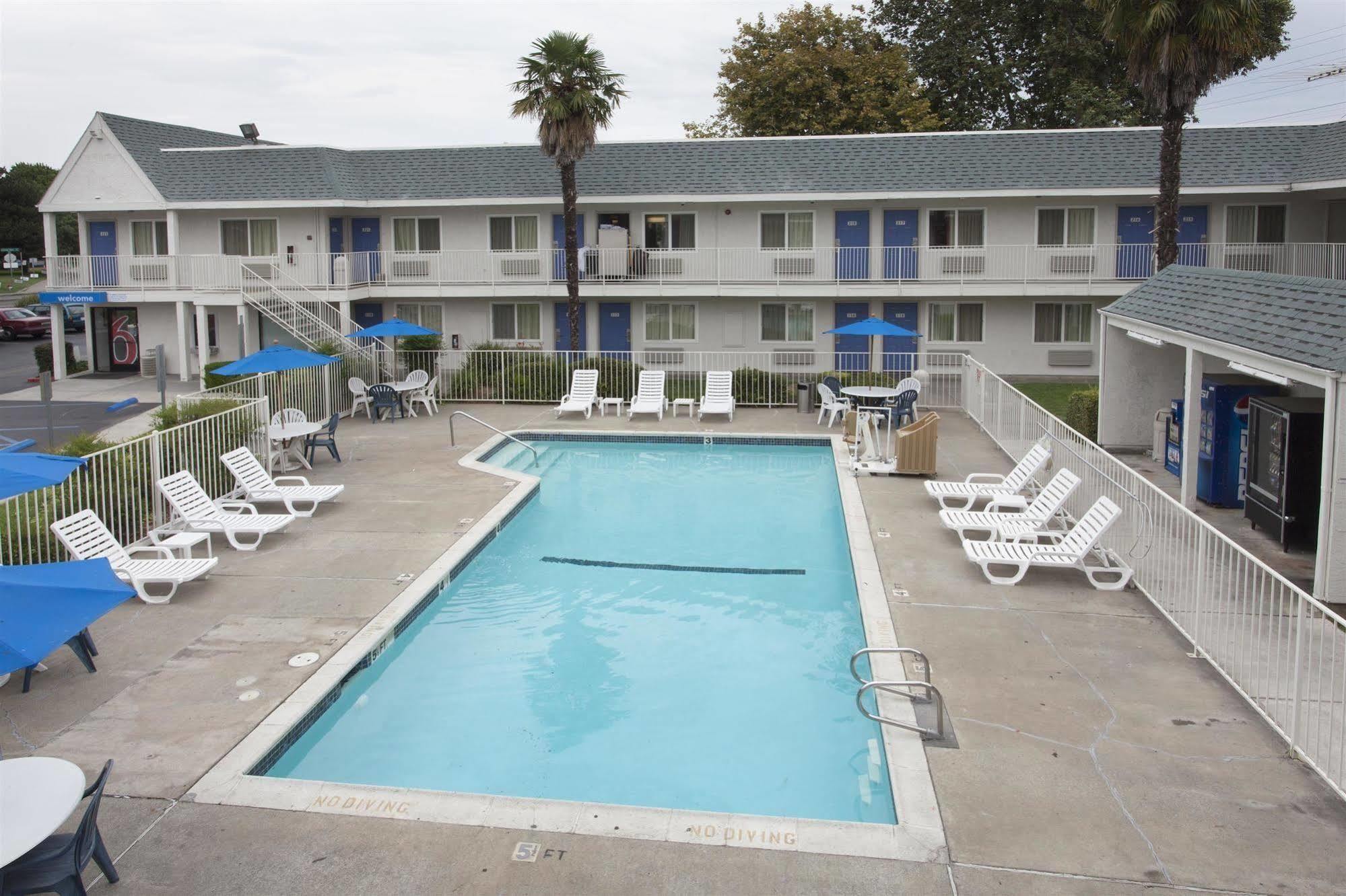 Motel 6-Sacramento, Ca - Central Buitenkant foto